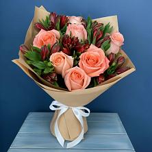 Букет цветов из:  Розы и Альстромерии в Даховской