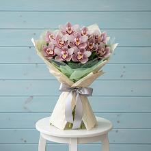 Букет цветов из:  Орхидеи и Розы в Даховской