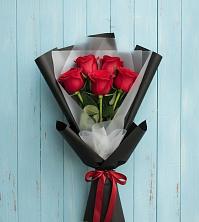Букет цветов из:  Розы в Даховской