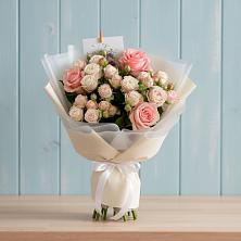 Букет цветов из:  Розы в Даховской